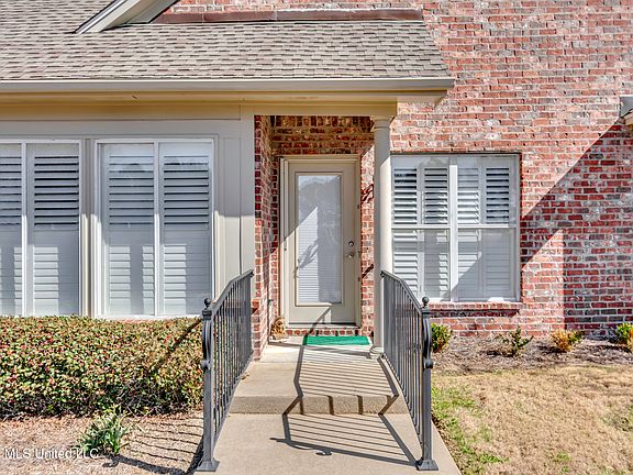 5th image of 610 Independence Blvd