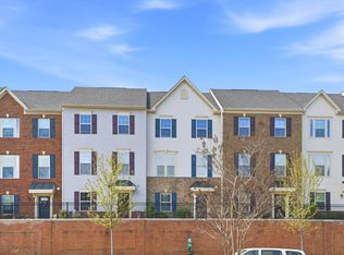 806 Foxleigh Way, Middle River, MD 21220
