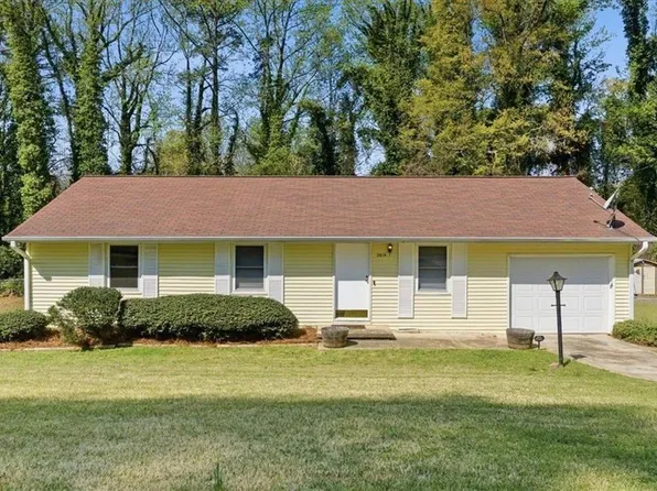 2614 Spring Dr SE, Smyrna, GA 30080