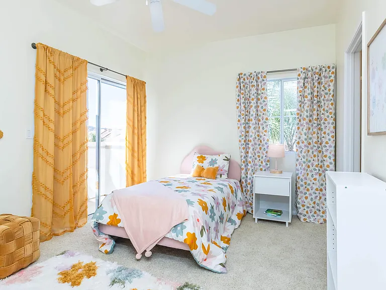 Colony Townhomes — Photo 112