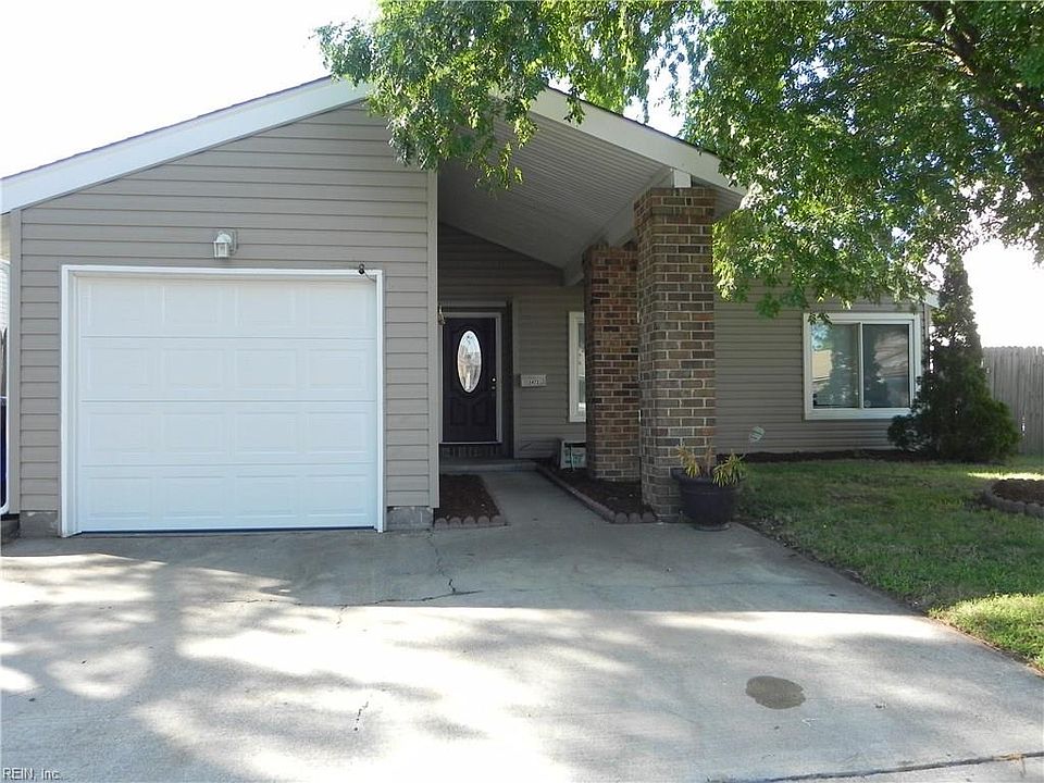1st image of 3472 Daffodil Cres
