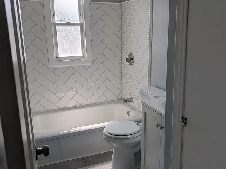 21000 Crystal Ave — Photo 13