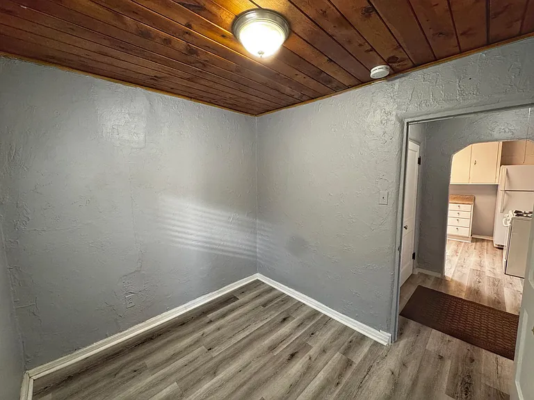 426 Headingly Ave NW #A — Photo 18