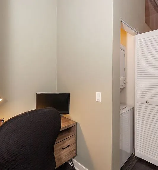 50 E 16th St #804 — Photo 18