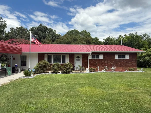 324 Fenway Dr, Pigeon Forge, TN 37863