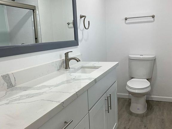 Fully remodeled bathroom