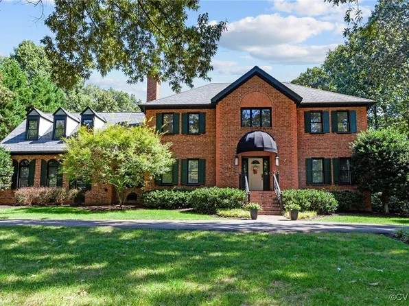 2951 Summerhurst Dr, Midlothian, VA 23113