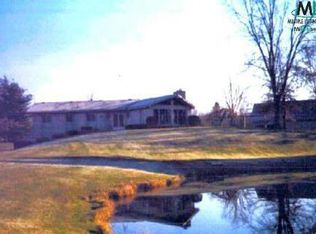 290 E Coats Rd, Lake Orion, MI 48362