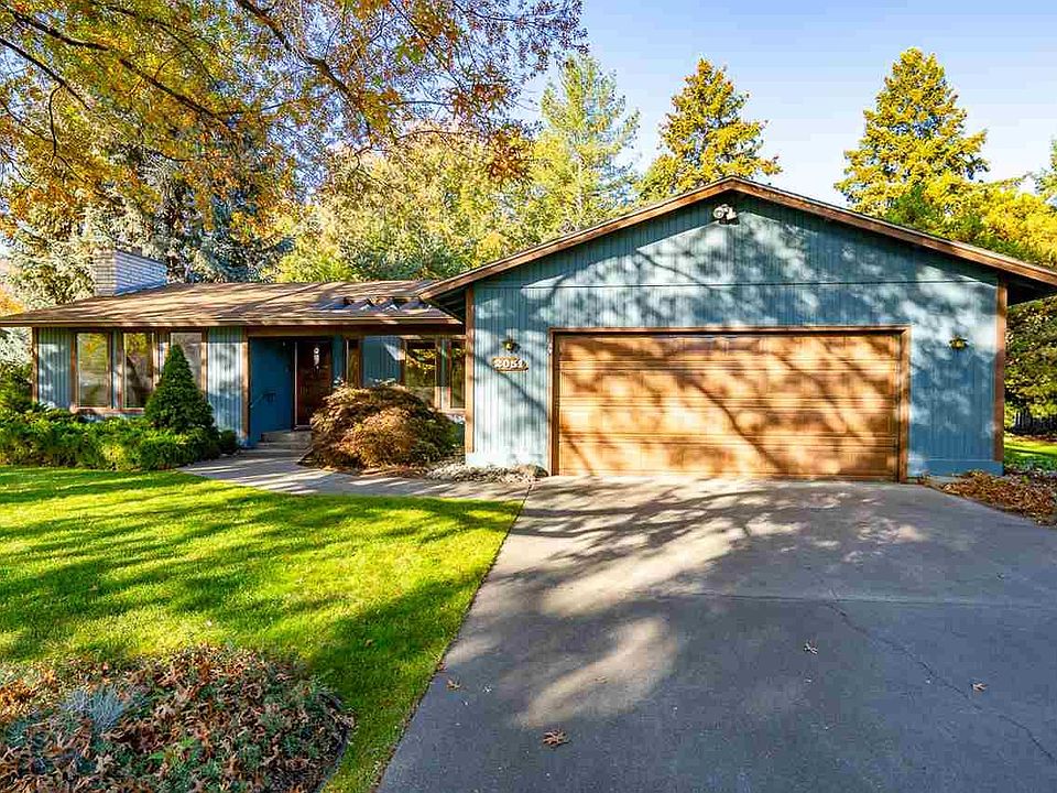 1st image of 2051 Hoxie Ave
