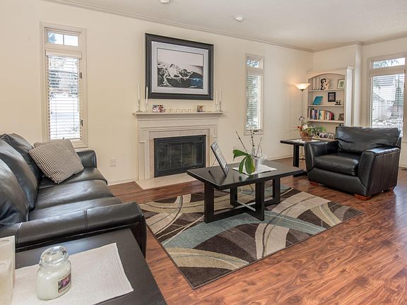 4th image of 6263 Woodhall Ct