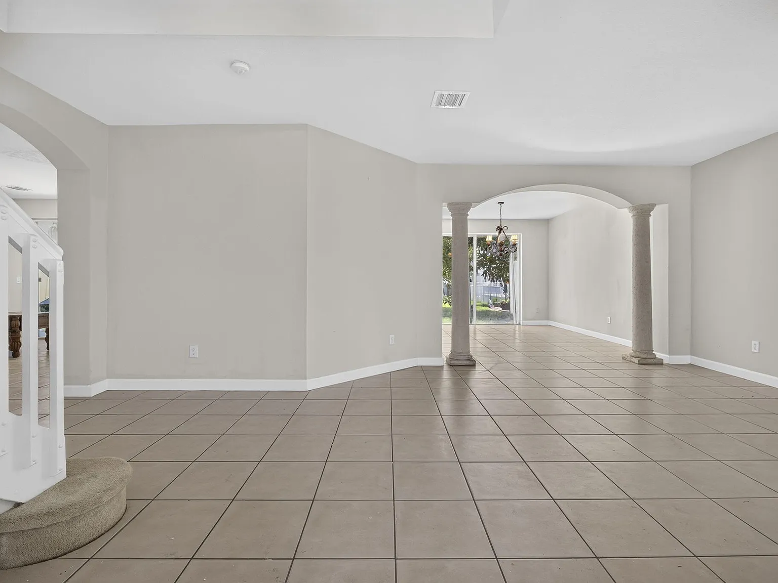 4 bed, 4.5 bath, 2811 sqft, $4,000 — Photo 4