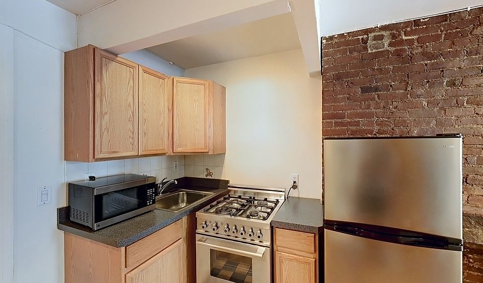 1st image of 120 Orchard St #3F