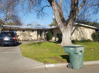 1534 E Almendra Dr, Fresno, CA 93710