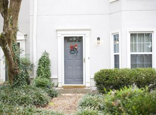 8827 Ashton Ct, Knoxville, TN 37923