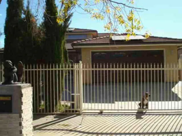 1132 W Avenue J7, Lancaster, CA 93534