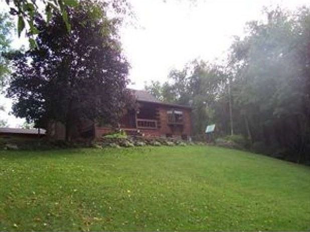 2nd image of 915 Crawford Rd