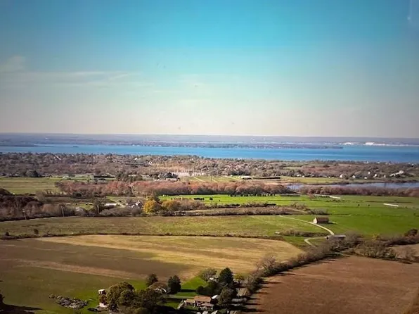 0 Paquins Ln, Portsmouth, RI 02871