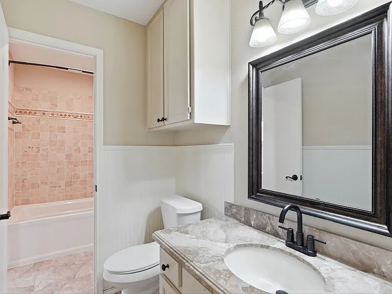306 Dove Creek Trl — Photo 22