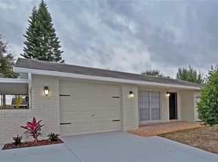 6904 Tierra Verde St, Port Richey, FL 34668