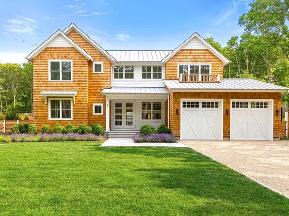 27 Guernsey Ln, East Hampton, NY 11937