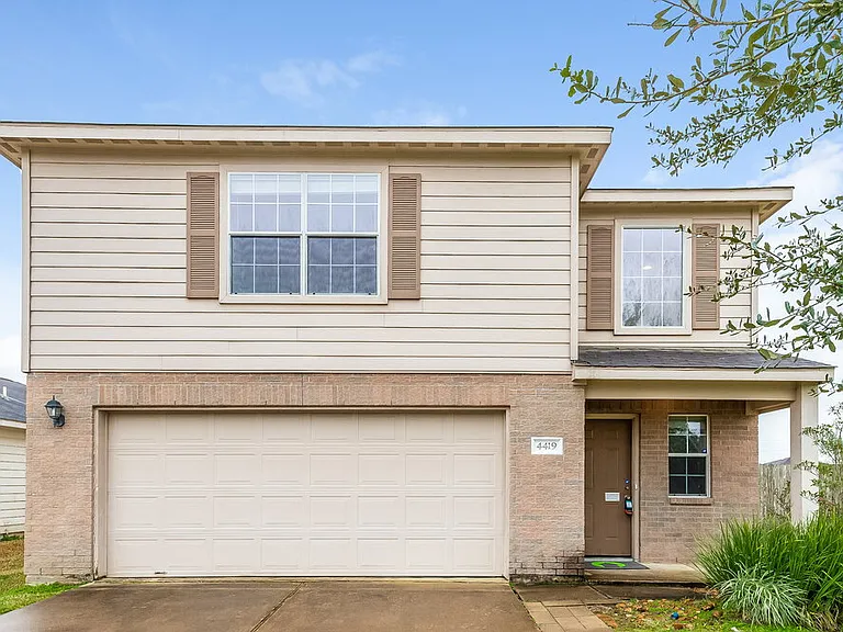 4419 Thistle Pond Ct — Photo 1