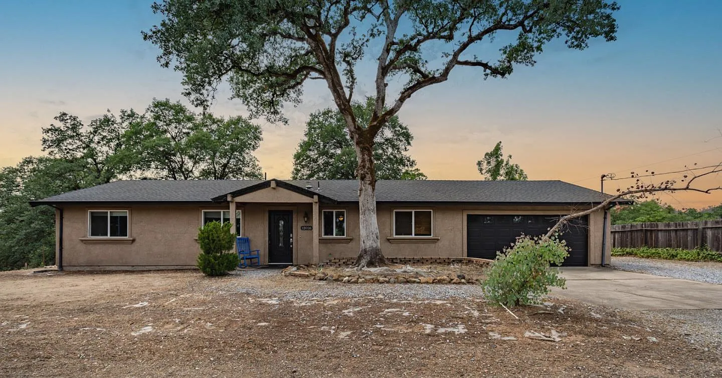 12026 Norma Ln photo 1
