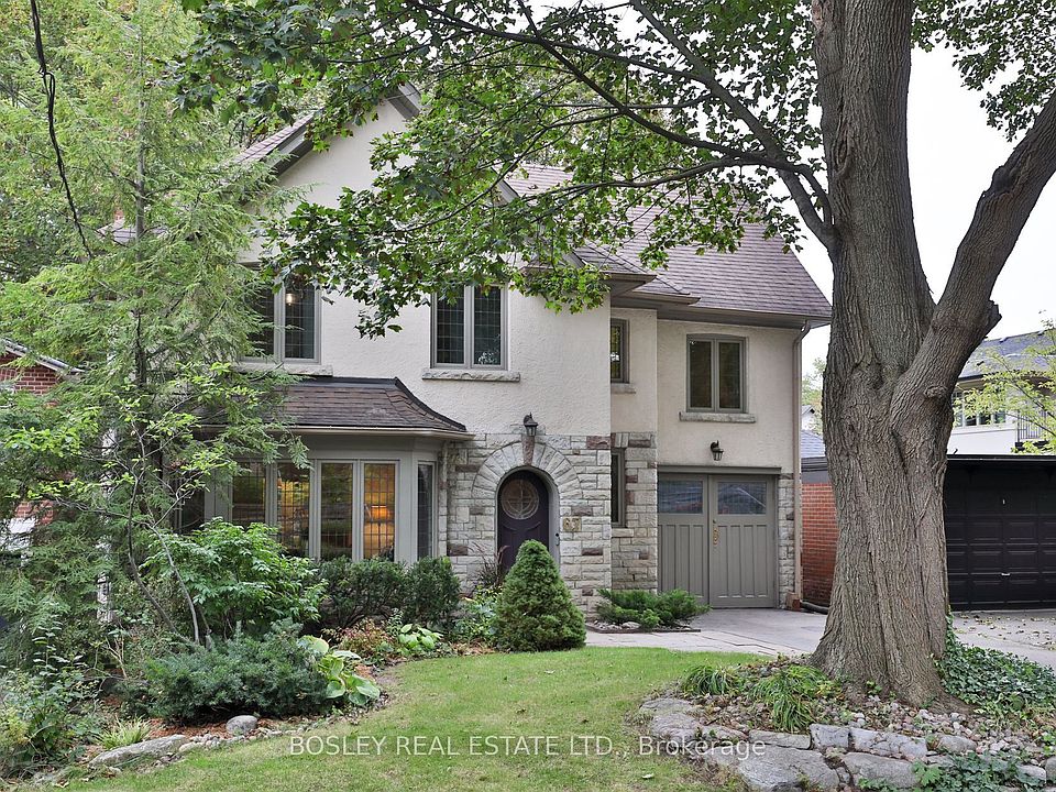1st image of 67 Hudson Dr
