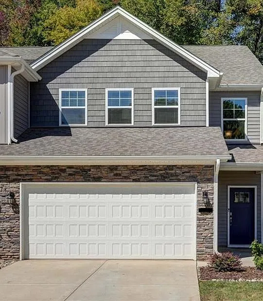 Building Photo - 218 Stamm Dr