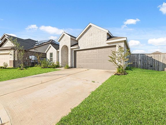 2nd image of 7410 Hillside Arbor Dr
