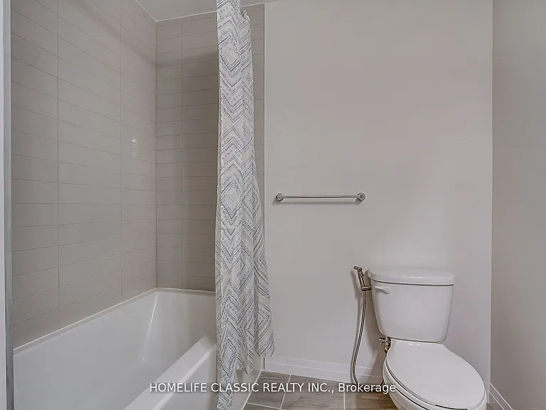 103 Greenwich Ave — Photo 11