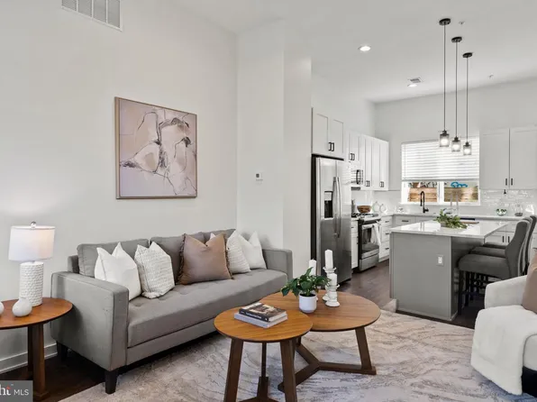 2235 N Hope St, Philadelphia, PA 19133