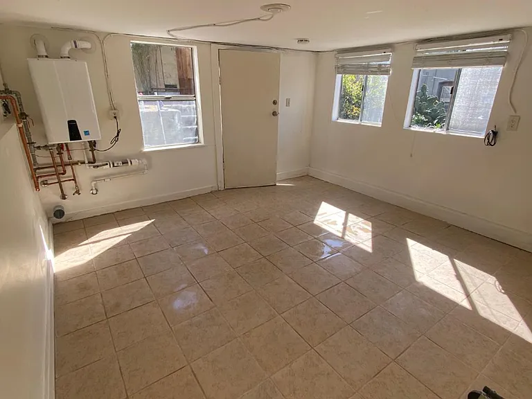312 W Richmond Ave — Photo 46