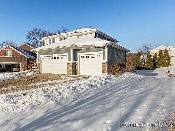4th image of 8643 Twin Lakes Dr