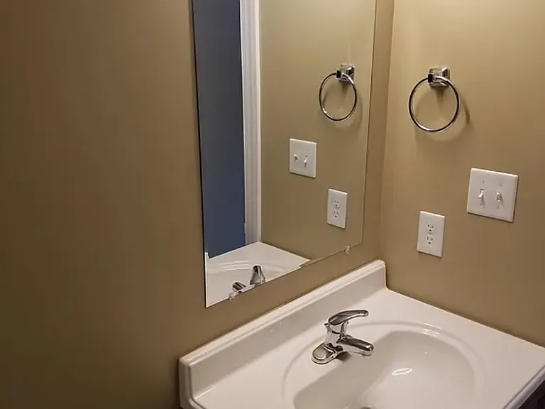 1701 Kayla Ct — Photo 14