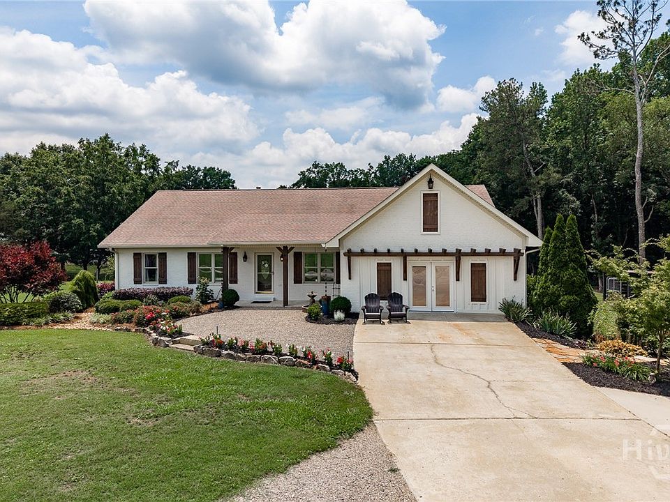 1st image of 1111 Hale Road
