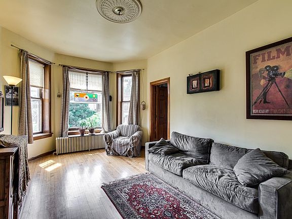 3rd image of 2631 N Sacramento Ave