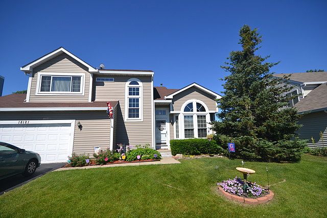 1st image of 18121 W Banbury Dr