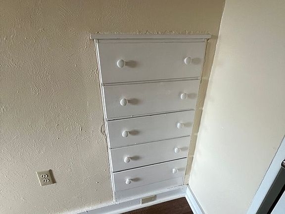 5th image of 1248 Prescott Ave Unit 3