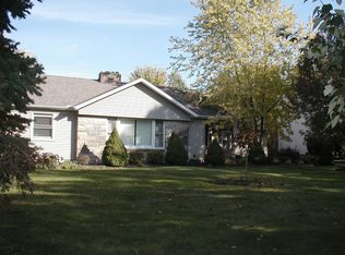 905 Beechers Brook Rd, Mayfield Village, OH 44143