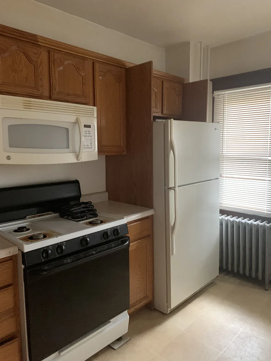 827 Maple Ave #2 photo 1