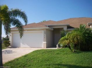 618 SE 7th St, Cape Coral, FL 33990