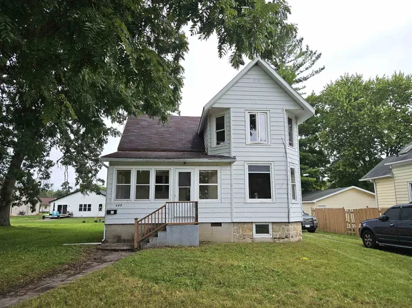 625 Grove St, Fort Atkinson, WI 53538