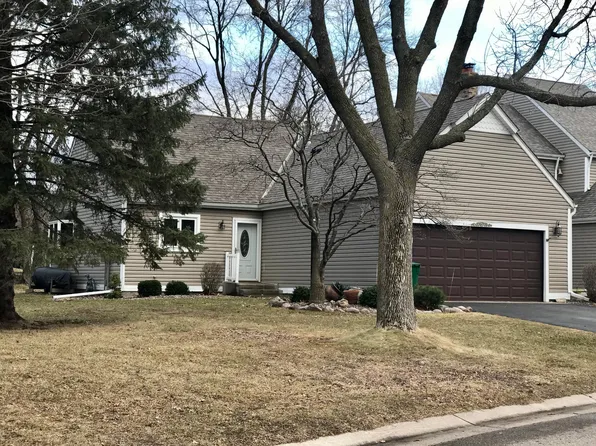 865 Towne Cir, Stillwater, MN 55082