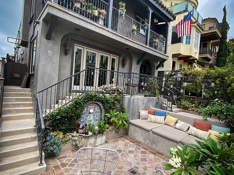 Front of walk street beach house
