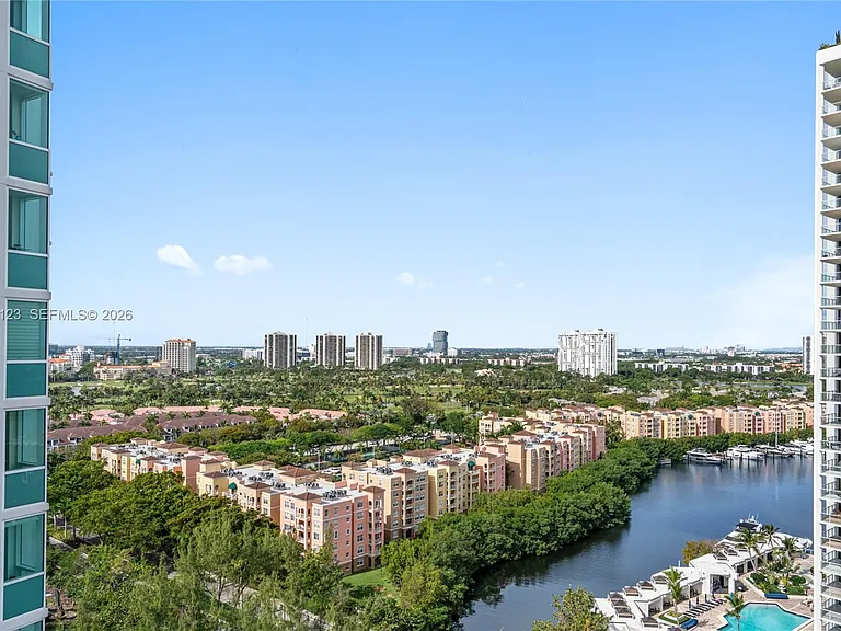 19400 Turnberry Way #1731 — Photo 30