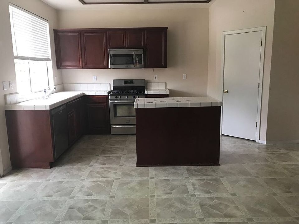 1st image of 4240 Bastille Ct