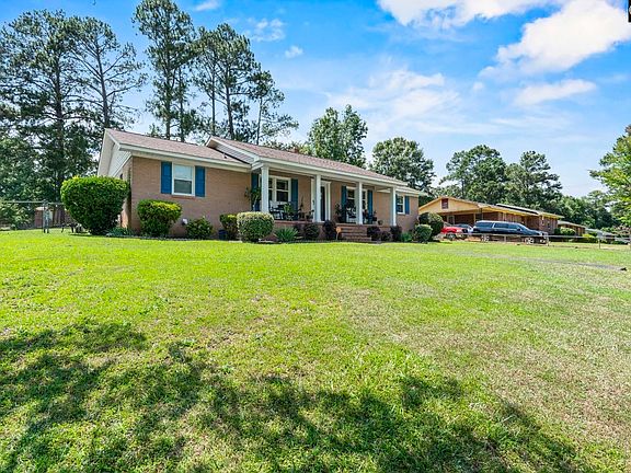 3rd image of 203 Luther Rd