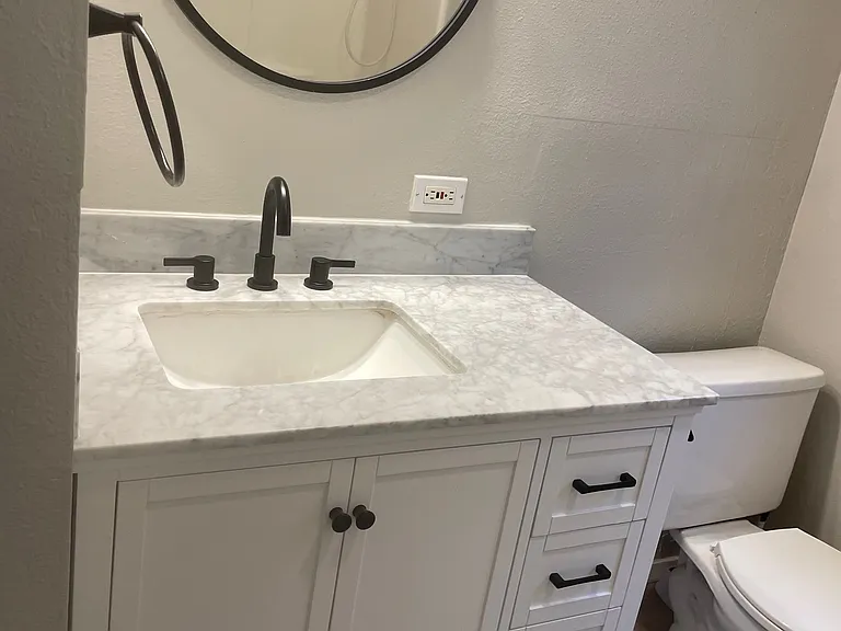 4042 FM 1781 — Photo 15