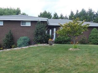 656 Scenery Dr, Elizabeth, PA