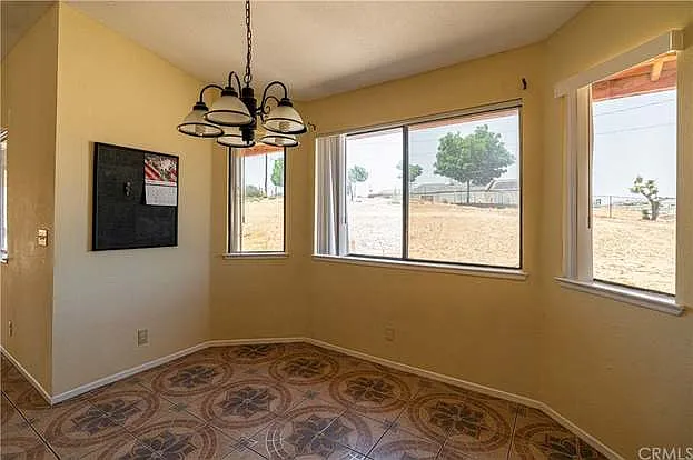 10912 Moreno Ave — Photo 25
